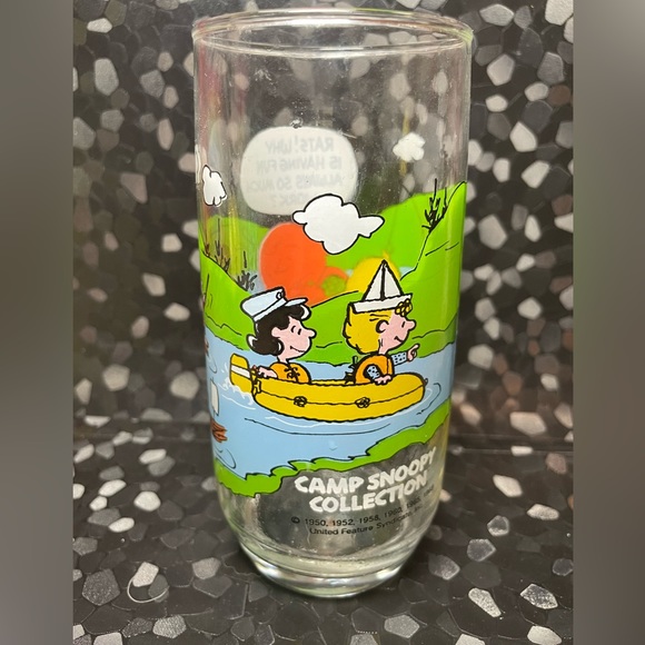 Collectible Vintage 1977 McDonald’s Peanuts Camp Snoopy Collection Glass - Picture 2 of 3